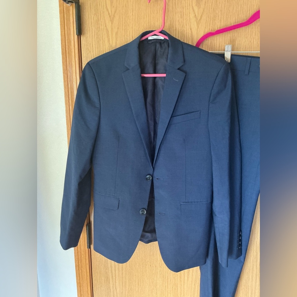 Bar iii slim fit men’s suit Blazer 34S & Pants 29W 30L Blue color, 55% wool - Picture 2 of 8
